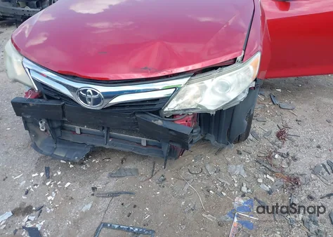 2012 Toyota Camry Le z USA, uszkodzony, nr VIN 4T4BF1FK3CR207907